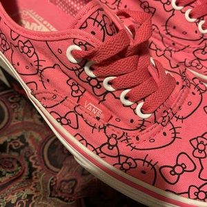 VANS (Hello Kitty Limited Addition)